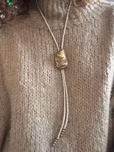 Load image into Gallery viewer, Oyster Bolo