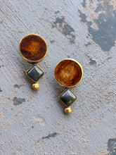 Load image into Gallery viewer, Queen of the Woods Earrings