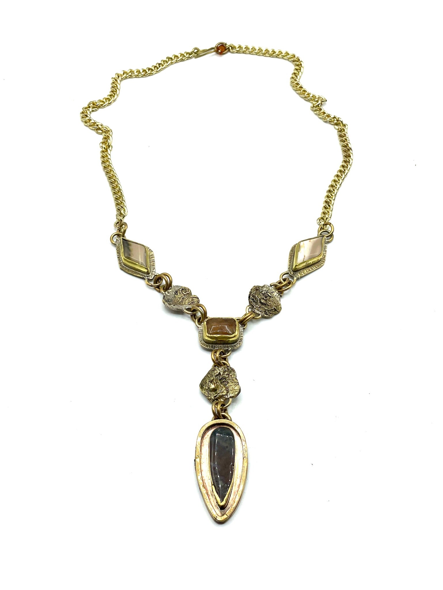 Hues Necklace